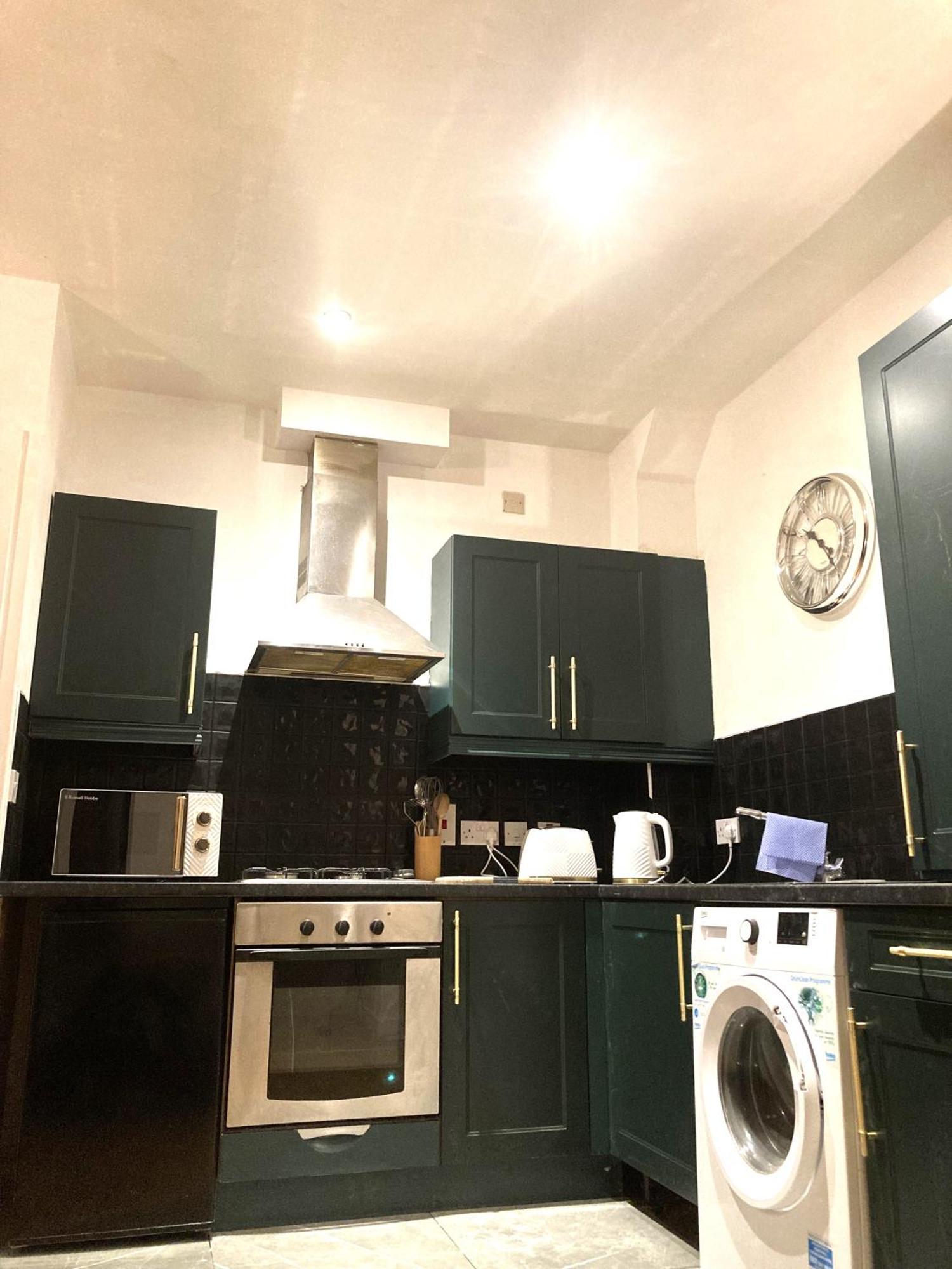 2-bed In Near Centre